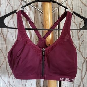Victoria's Secret Sports Bra - Size 32D